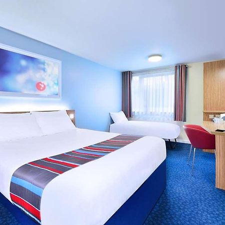 Travelodge Colwyn Bay Old Colwyn Zimmer foto